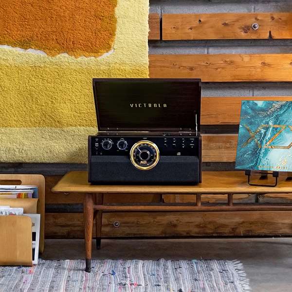 Victrola Empire เครื่องเล่นแผ่นเสียงแบบ 6-in-1 Victrola Empire เครื่องเล่นแผ่นเสียง Bluetooth แบบ 6-in-1 รองรับการสตรีมเพลงแบบไร้สาย